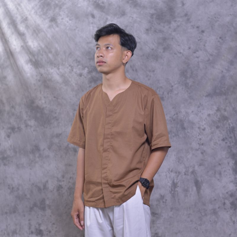 Kemeja Koko Coklat Mocca Pria Lengan Pendek - Kemeja Linen Pria - Zeniv Shirt Mocca