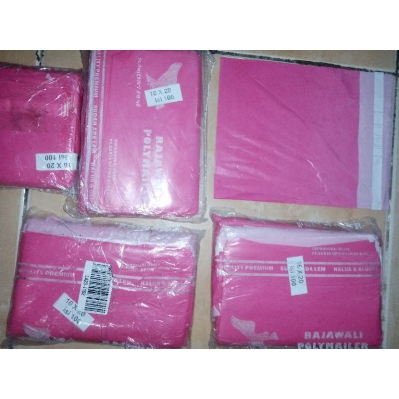 

Plastik Polymailer Rajawali ukuran 16 x 20 @ Pink (satuan / perpack)