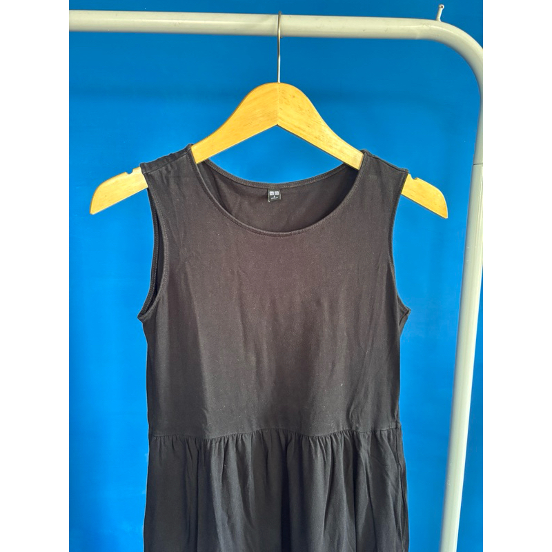 Preloved Dress Uniqlo