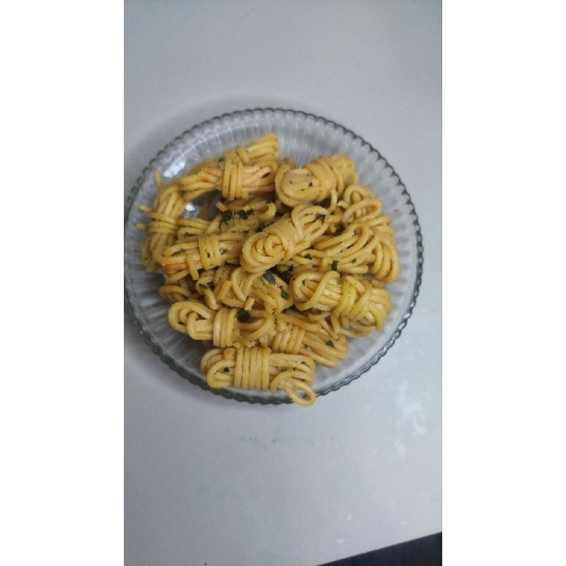 

Mie Gulung Ori Daun Jeruk 1KG