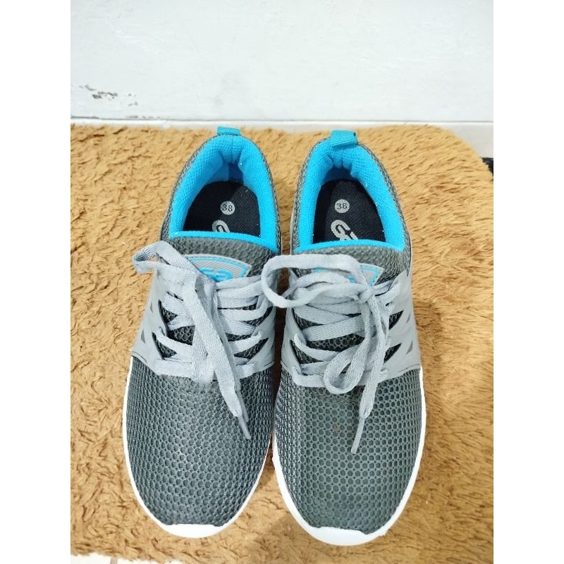 SEPATU WANITA IKIGAI / PRELOVED / SEPATU SNEAKERS WANITA / SEPATU WANITA