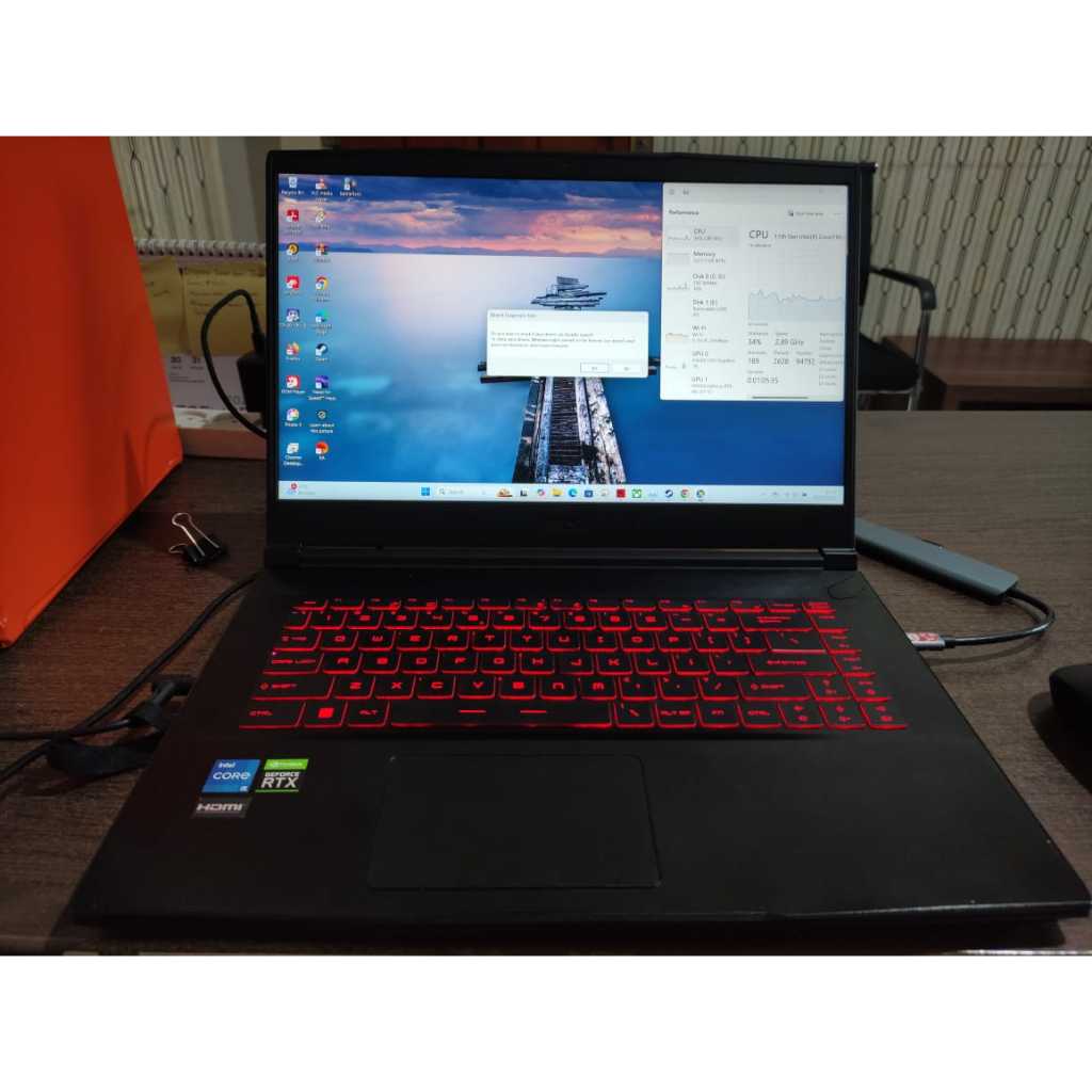 Laptop Gaming MSI Thin 11UC RTX3050