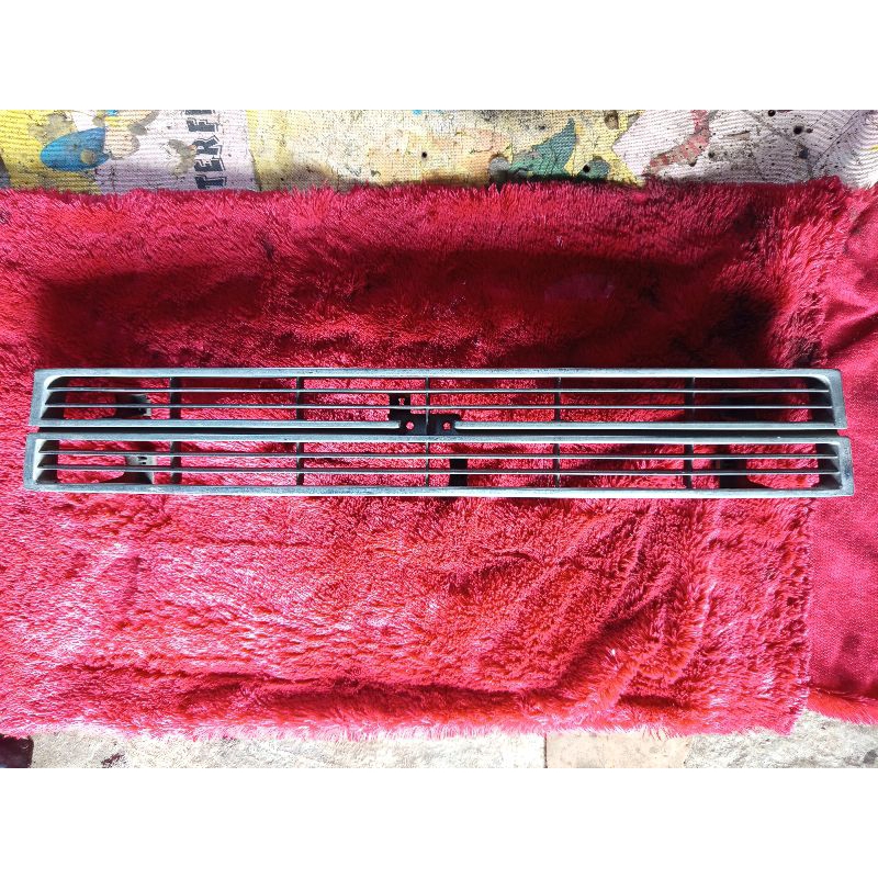 grill Mitsubishi Lancer dangan