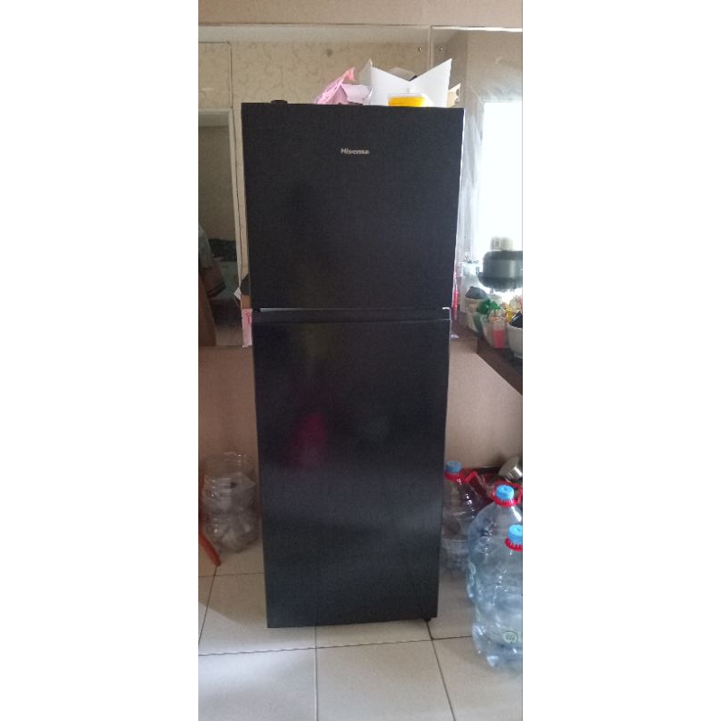 kulkas hisense like new