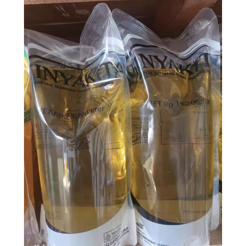 

minyak goreng refill 1 L
