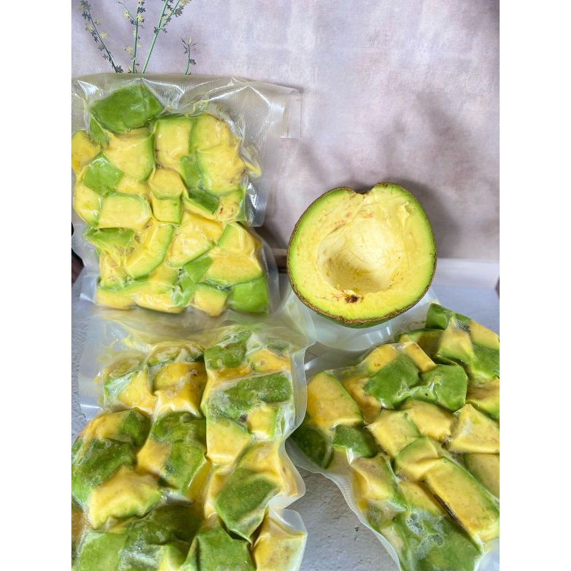 

ALPUKAT FROZEN BAGUS 500 GR