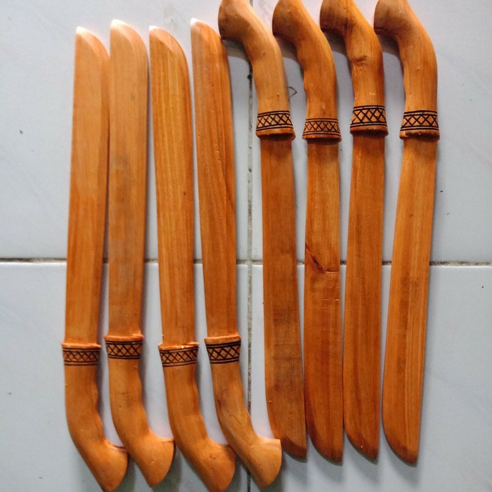 Golok IPSI Silat Kayu latihan silat untuk pemula dan usia dini
