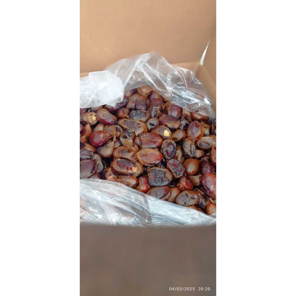 

KURMA CURAH JUMBO AL SAAD - PER KG