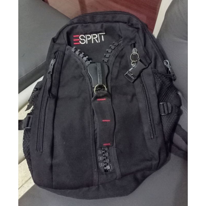 Tas ransel Preloved merk ESPRIT
