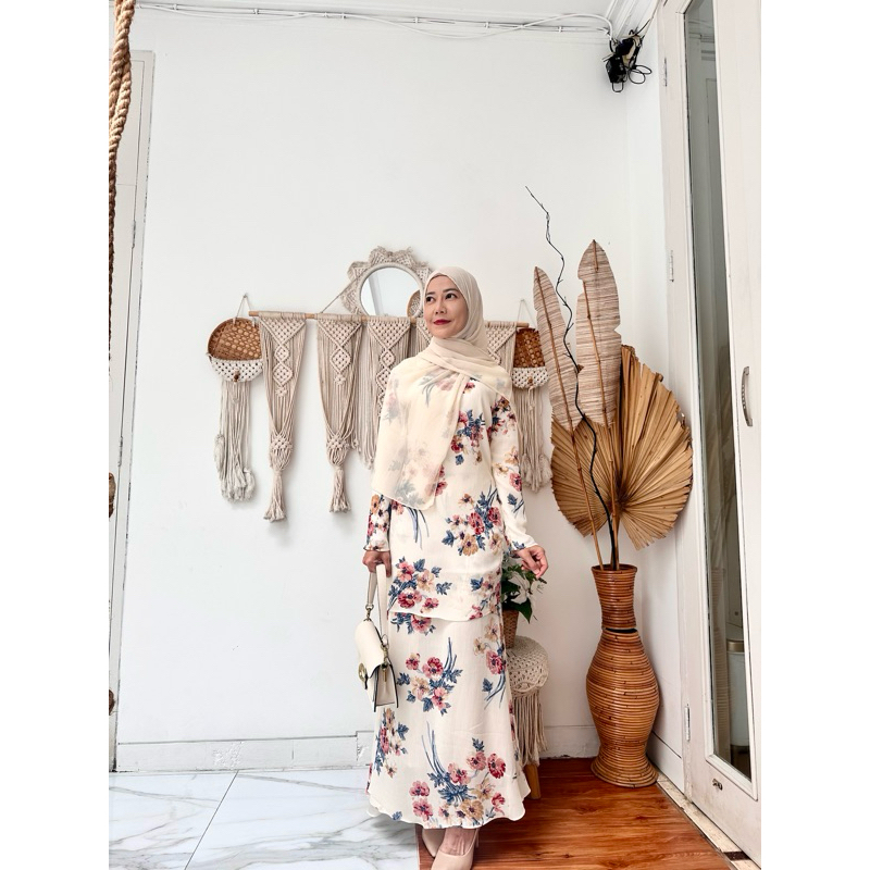 Baju Kurung Melayu Malaysia Dress Kondangan Gamis Pesta Terbaru Dan Kekinian Wudhu Friendly Motif Bu