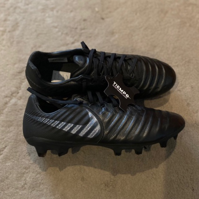 NIKE TIEMPO LEGEND 8 PRO FG