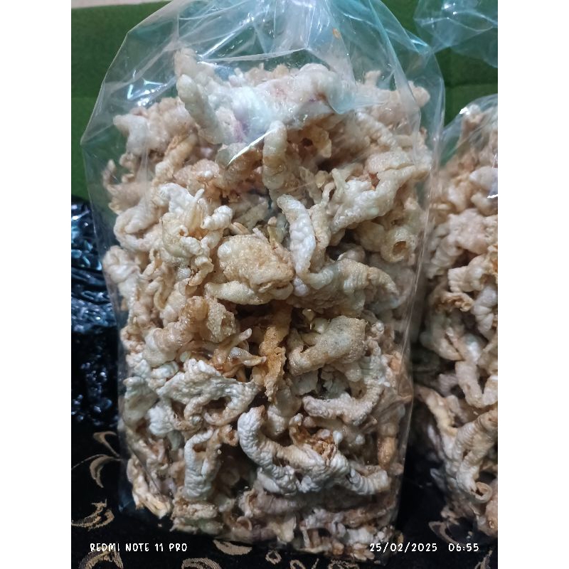 

KRIPIK/RAMBAK CAKAR 500GRAM TANPA TULANG DAN TEPUNG