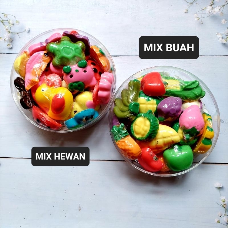 

Hampers Kue Coklat Karakter Jajanan Lebaran