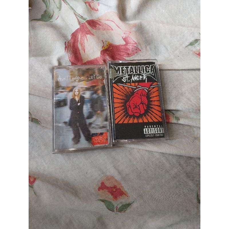 kaset avril lavigne let go & metallica st. anger