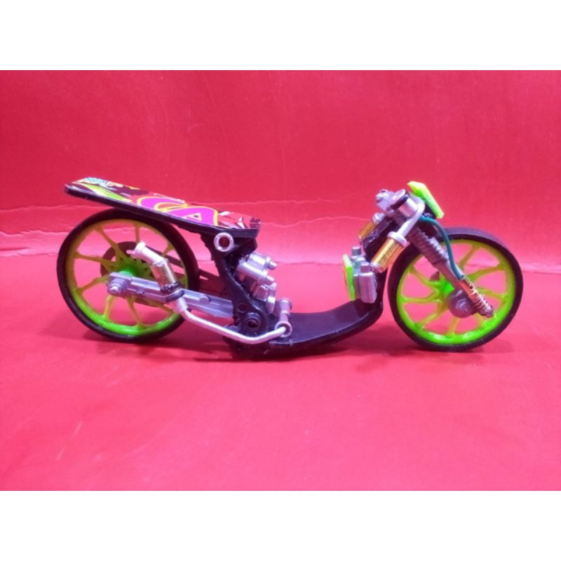 MINIATUR MAINAN MODEL DRAG BIKE MAINAN KEKINIAN HANDMADE MOTOR DRAG
