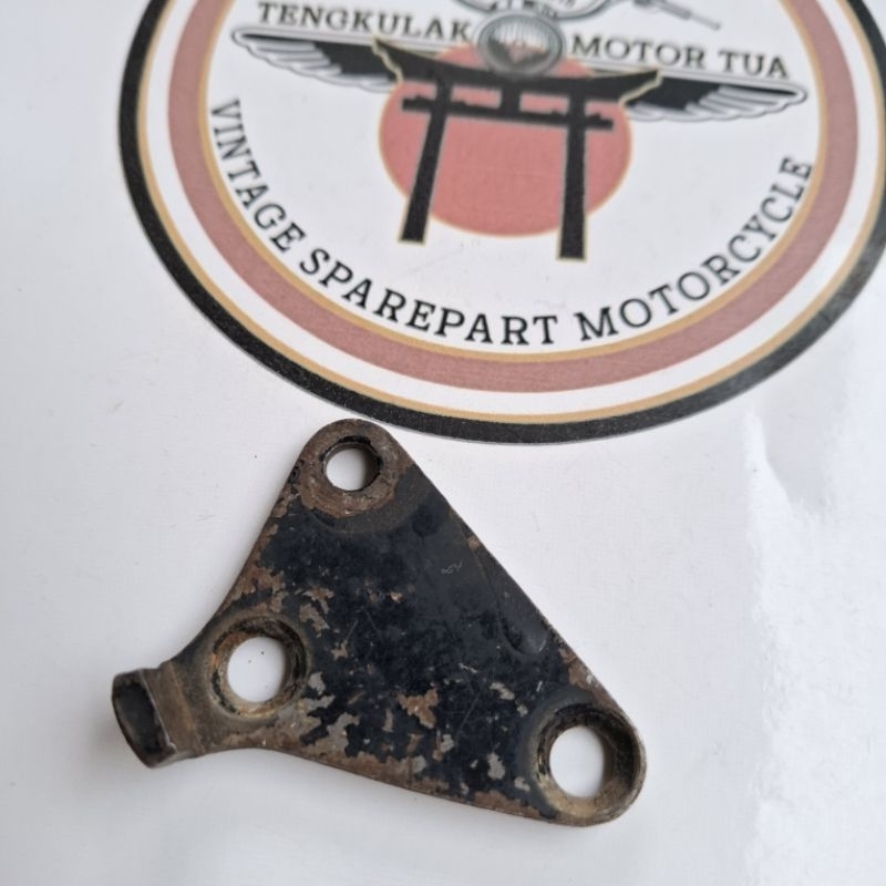 braket dudukan helmet holder kunci helm ori original BEKAS di rangka cb 100 125 cb100 cb125 cb125s