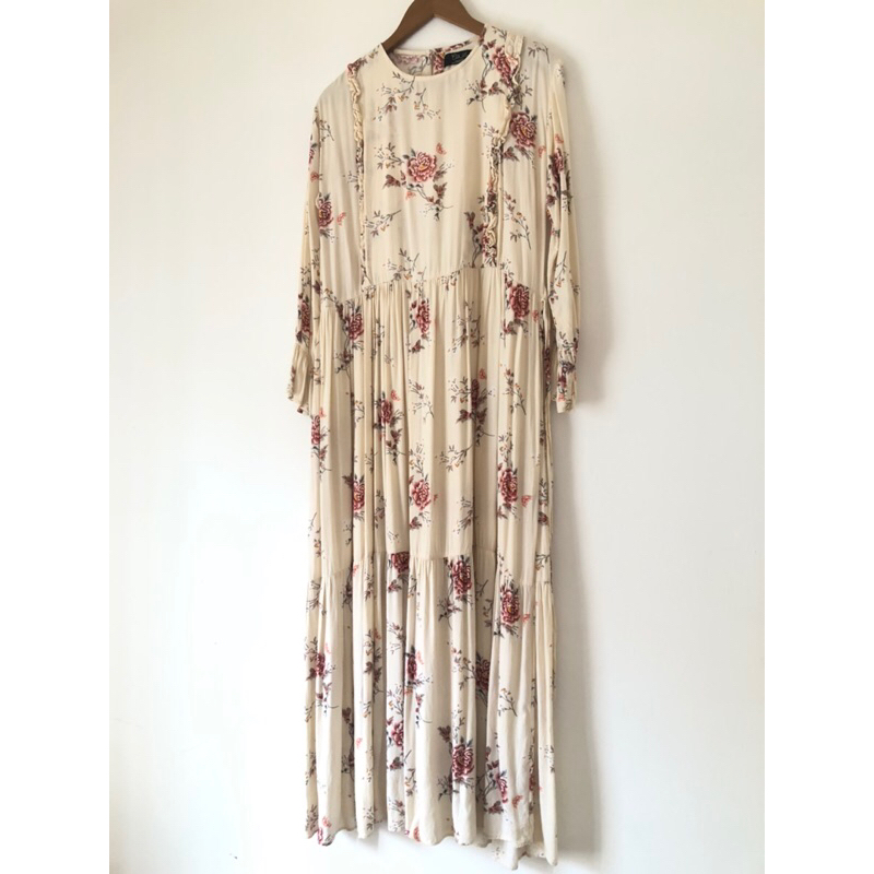[preloved] Clo_id - Long Dress Cream Motif Bunga-bunga Bahan Katun Rayon