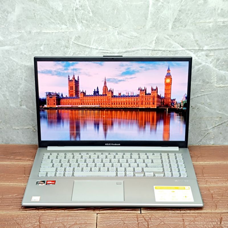 Laptop Asus Vivobook Go 15 E1504FA AMD Ryzen 3-7320U RAM 8GB SSD 512GB OLED RESMI