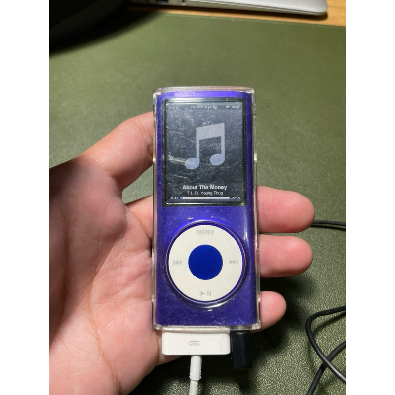 Apple iPod Nano 4th Generation 8GB Purple Music iOS Audio MP3 Player Original