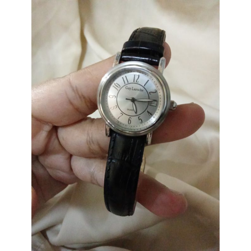 jam tangan guy laroche