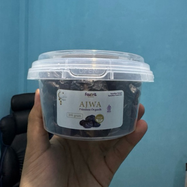 

Kurma Ajwa Premium Kemasan Praktis 300 gram