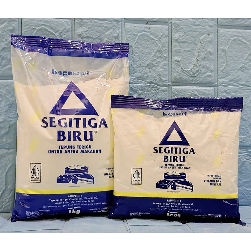 

Tepung Segitiga Biru