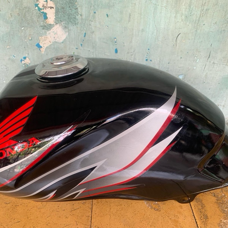 TANGKI MEGAPRO PRIMUS TH 2007-2009 HITAM