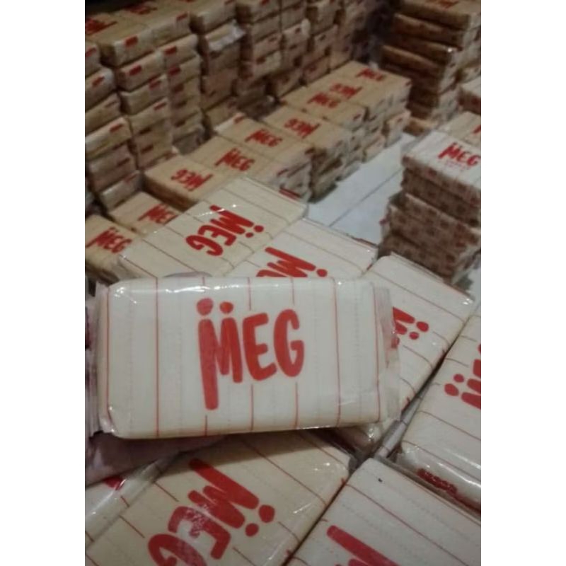 

PROMO Keju Meg Cheddar Merah Tanpa Box 165gr Exp Juli 2025