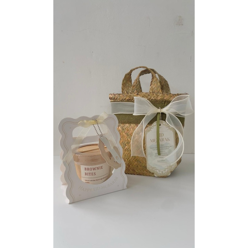 

Packaging Hampers | Brownies Pack Hampers