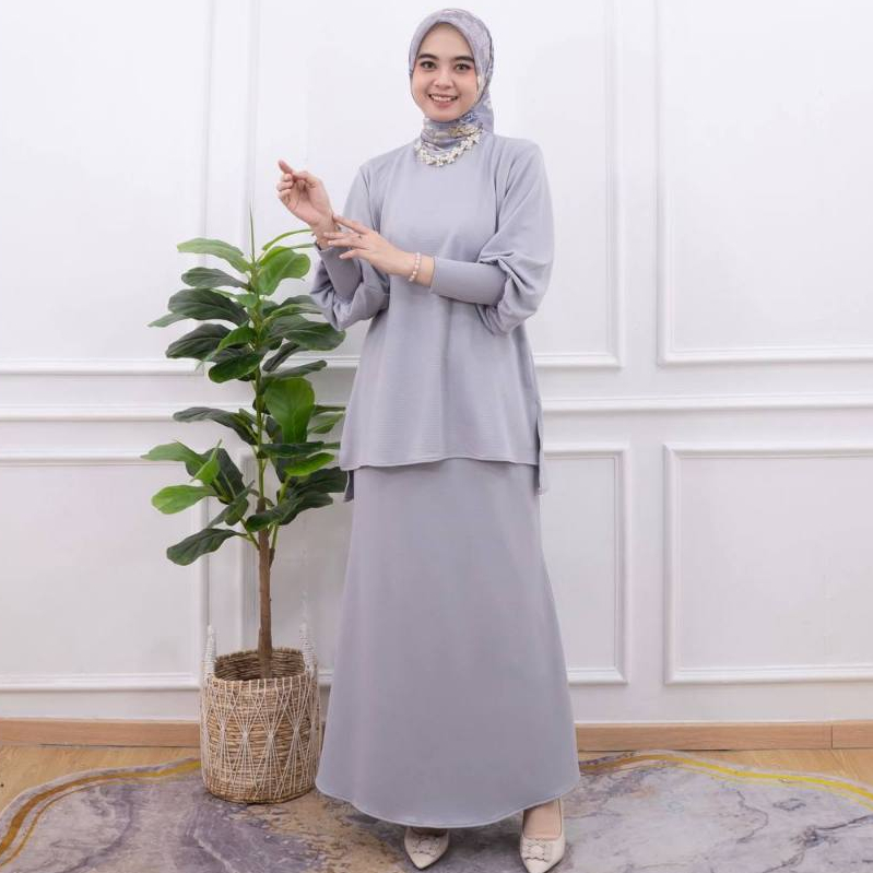 PRILLY BUSANA - Cassanov Malaysia Set Rok - Baju - Pakaian Wanita - Setelan Rok
