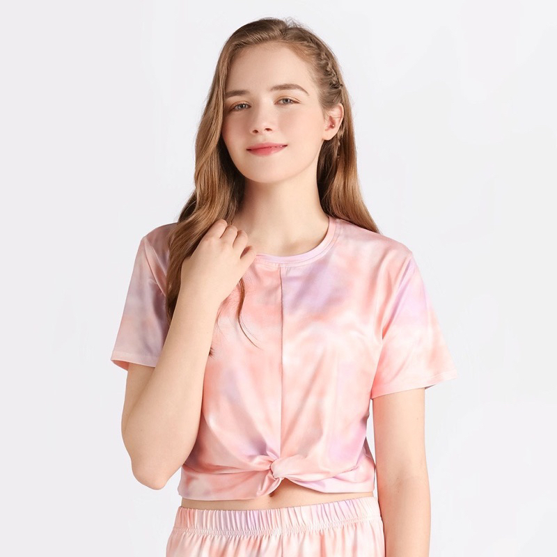 Kaos Crop Energized Top Tie-Dye Pink Twist Front size M Wanita