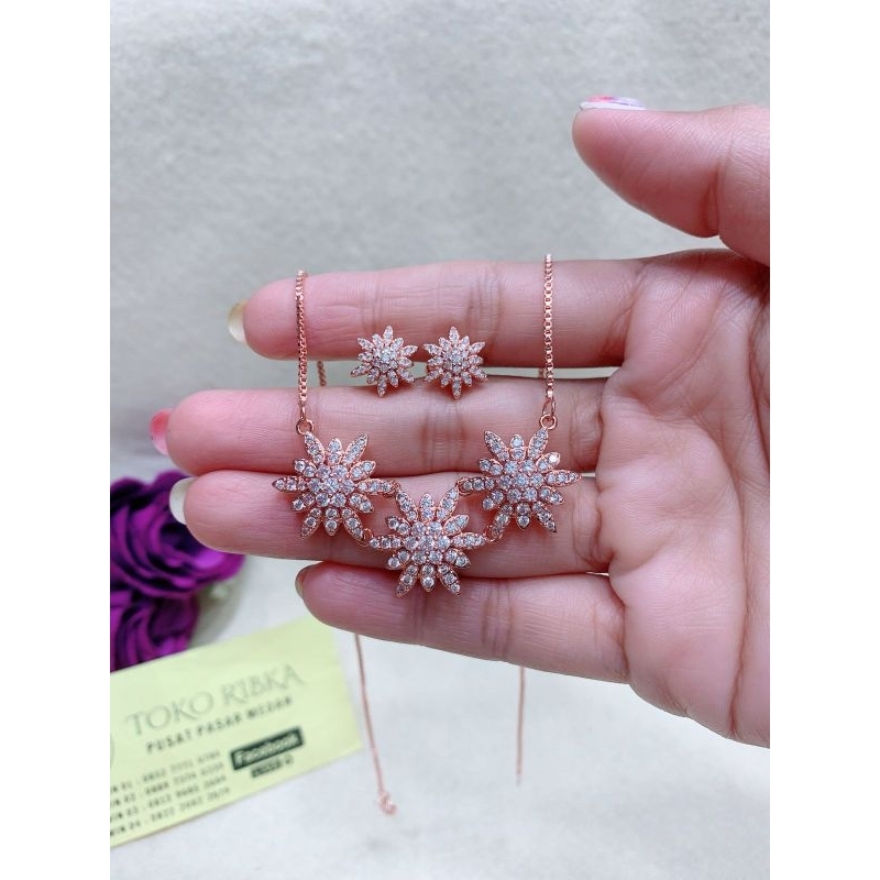 Set Bintang Laut Replika Berlian