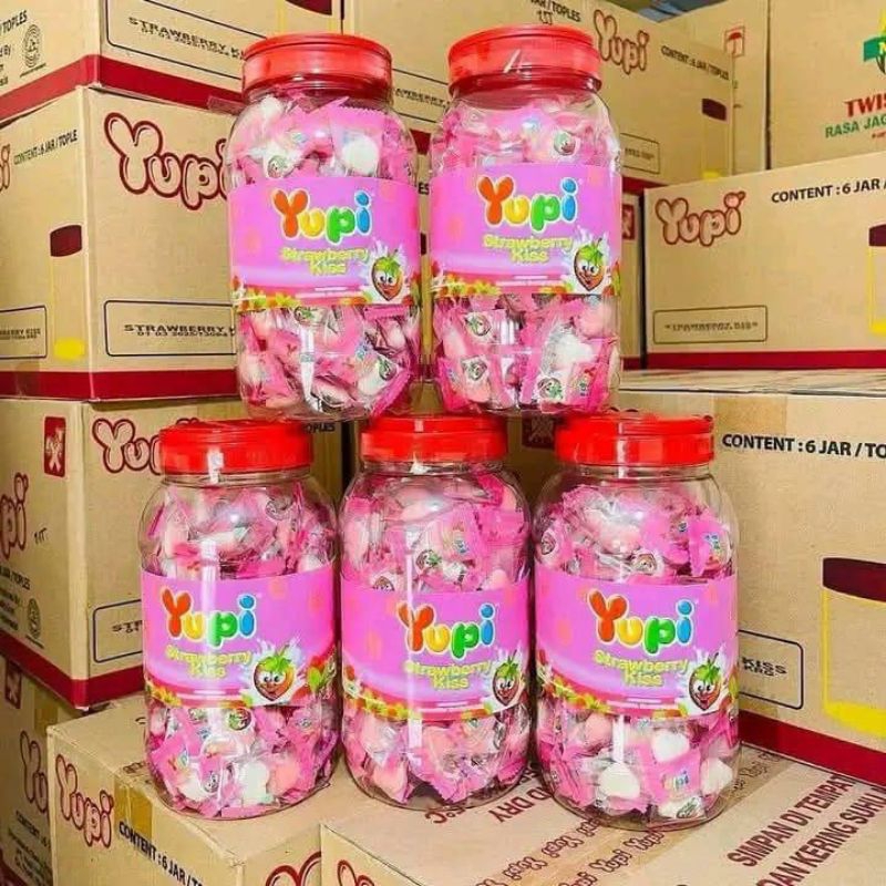 

permen yupi/yupi toples/yupi strawberry