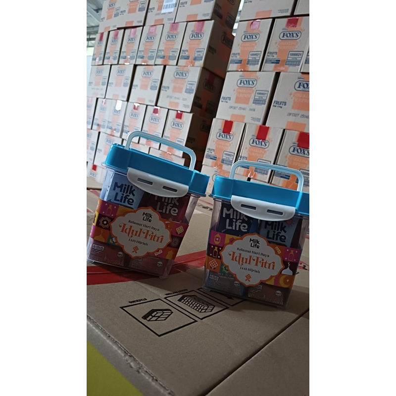 

Milk Life hampers lebaran