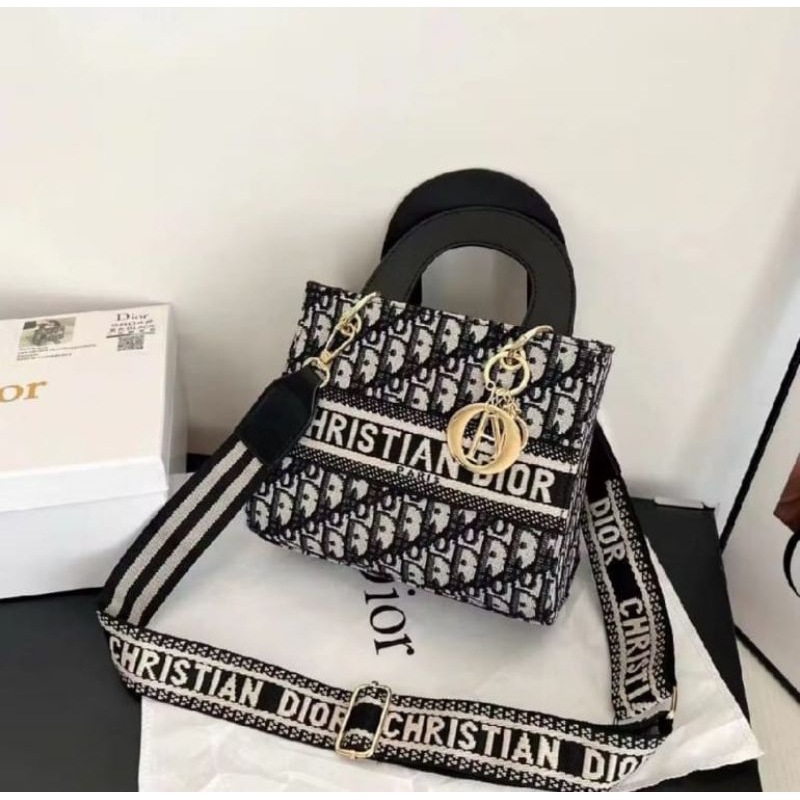 Tas Fashion CHRISTIAN DIOR Original Tas Wanita 7804 Tas Import Wanita Selempang