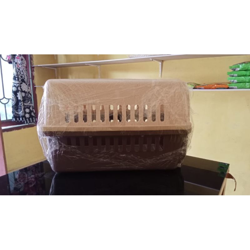 pet kargo ukuran M