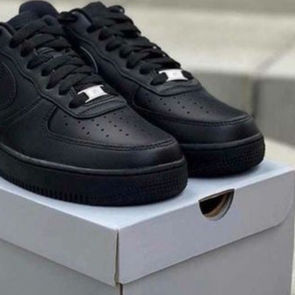 Sepatu Hitam Sepatu Pria Dan Wanita , Sneakers Full Black