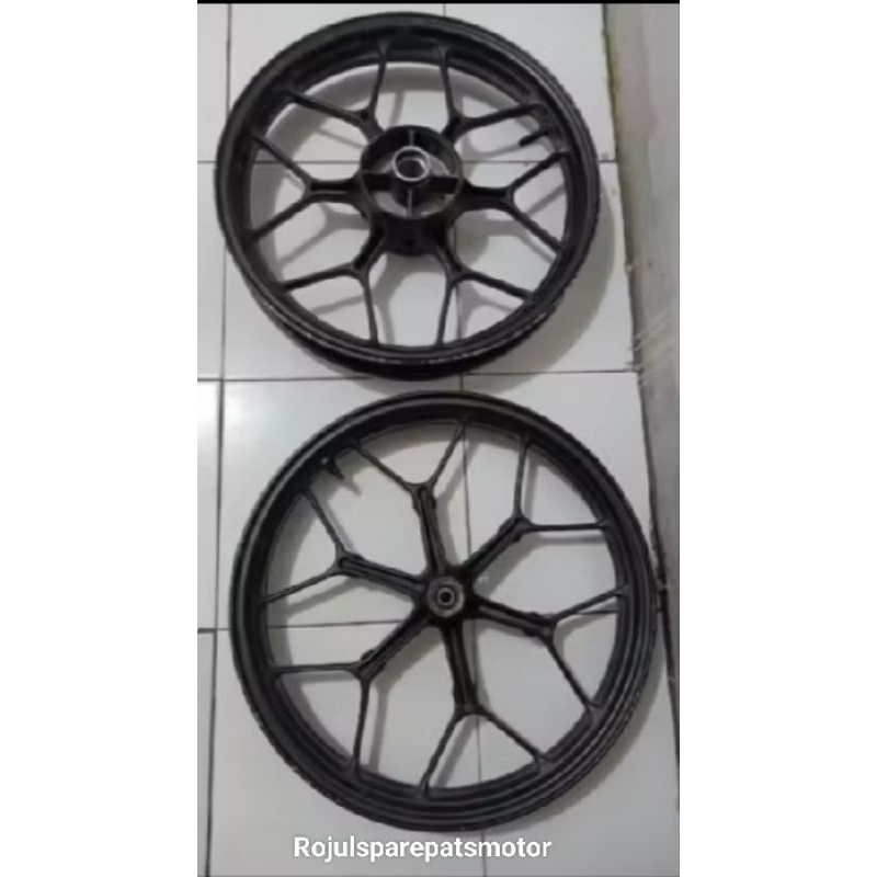 Velg depan belakang Honda Sonic 150r mulus Original copotan