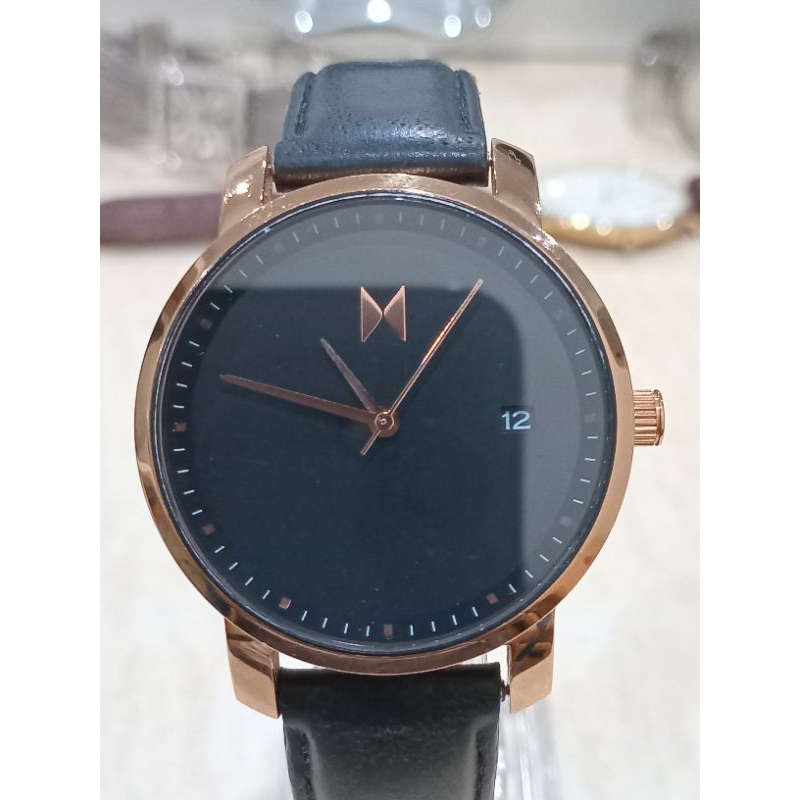 Jam tangan fashion pria MVMT original