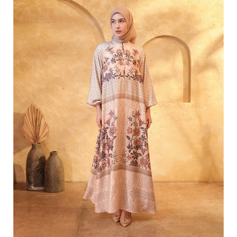 Ready Alani dress - pearl HEAVENLIGHTS