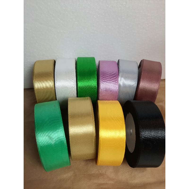 

Pita Satin Lebar 2,5cm || Pita Satin Polos 2,5cm Halus || Pita Satin Warna Premium 2,5cm Glossy