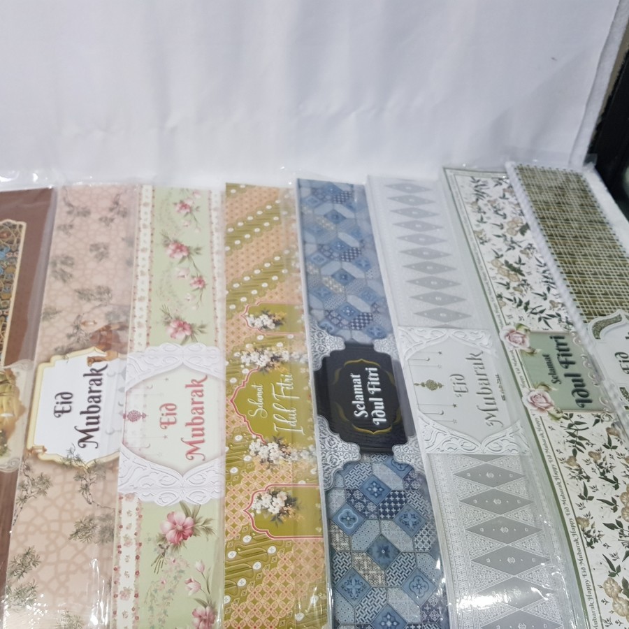 

Paper Belt Lebaran Horizontal 48x7,5cm motif batik -50pcs