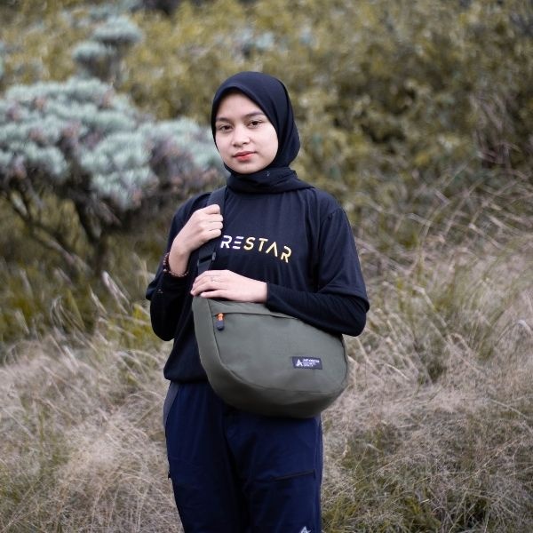 exclusive tas selempang pria wanita antarestar emery - slingbag pria wanita antarestar