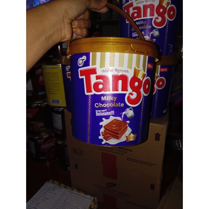 

TANGO WAFER RENYAH TANGGO EMBER JUMBO