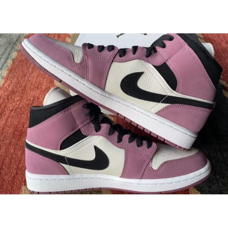 Nike Air Jordan 1 Mid Light Mulberry Mid Berry Pink Purple Black Authentic
