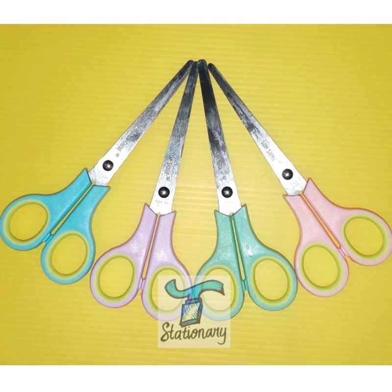 

Gunting Warna Pastel Sunshine SS126.