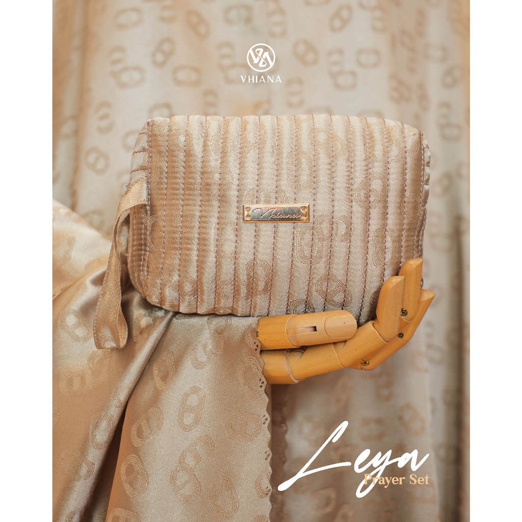 Leya Prayer set By Vhiana/Mukena Idul Fitri 2025 / Mukena Silk Premium