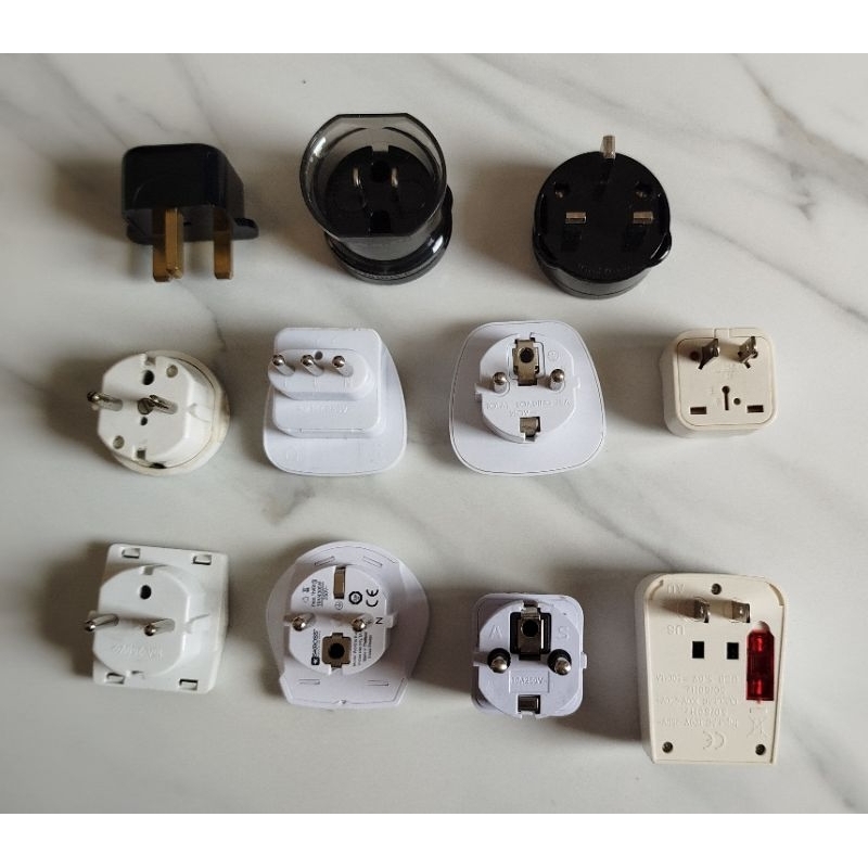 adaptor listrik bekas