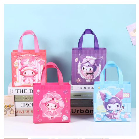 

POM Tas Souvenir Ulang Tahun Goodie Bag Tas Cemilan Waterproof Karakter Unik Souvenir Lucu