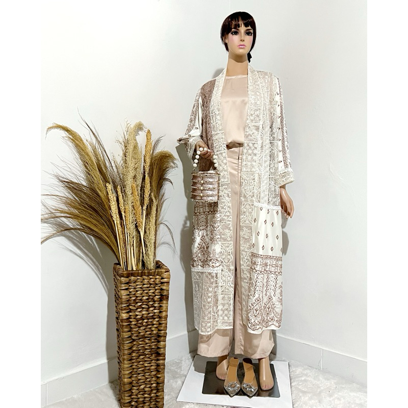 AYESHA OUTER PATCH SILK BORDIR &  BATIK SEMI SUTRA SET KULOT & KAFTAN IKAT